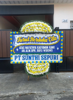 Papan Bunga Duka di Gayamharjo