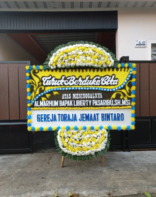 Papan Bunga Duka di Gayamharjo