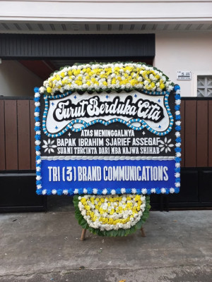 Papan Bunga Duka di Gayamharjo